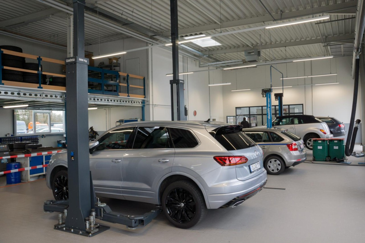 Малотоннажный бортовой грузовик, Грузопассажирский фургон Man TGE 3.140 Doka LR L4 AHK KLIMA TEMPOMAT: фото 6