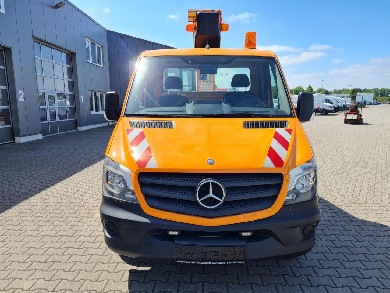 Mercedes-Benz Sprinter 316 CDI Hubarbeitsbühne 12m Korb isolie - Грузовик с подъемником: фото 3 Mercedes-Benz Sprinter 316 CDI Hubarbeitsbühne 12m Korb isolie - Грузовик с подъемником: фото 3