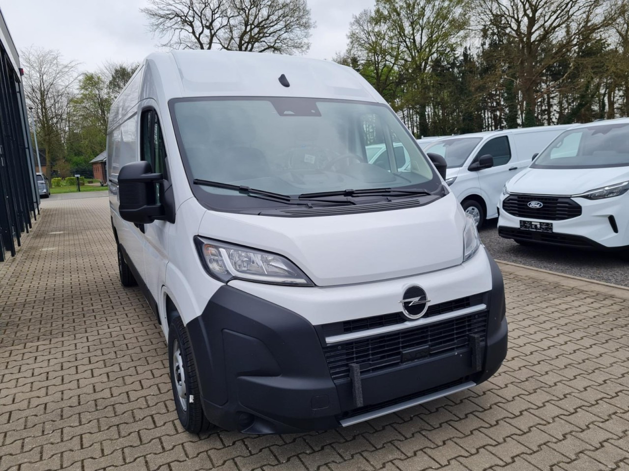 Opel Movano Kasten 2.2 HDI 180 L3H2 Klima NAVI TEMPOMAT - Цельнометаллический фургон: фото 2 Opel Movano Kasten 2.2 HDI 180 L3H2 Klima NAVI TEMPOMAT - Цельнометаллический фургон: фото 2