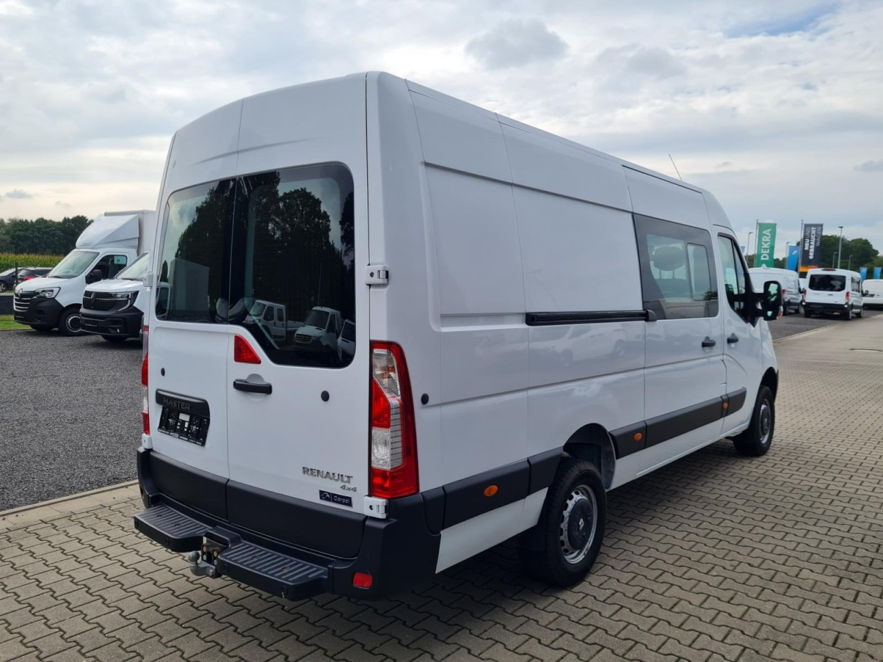 Renault Master 35 Kasten LR Doka 6-Sitze 4x4 Allrad AHK KLIMA PDC - Цельнометаллический фургон, Грузопассажирский фургон: фото 4 Renault Master 35 Kasten LR Doka 6-Sitze 4x4 Allrad AHK KLIMA PDC - Цельнометаллический фургон, Грузопассажирский фургон: фото 4