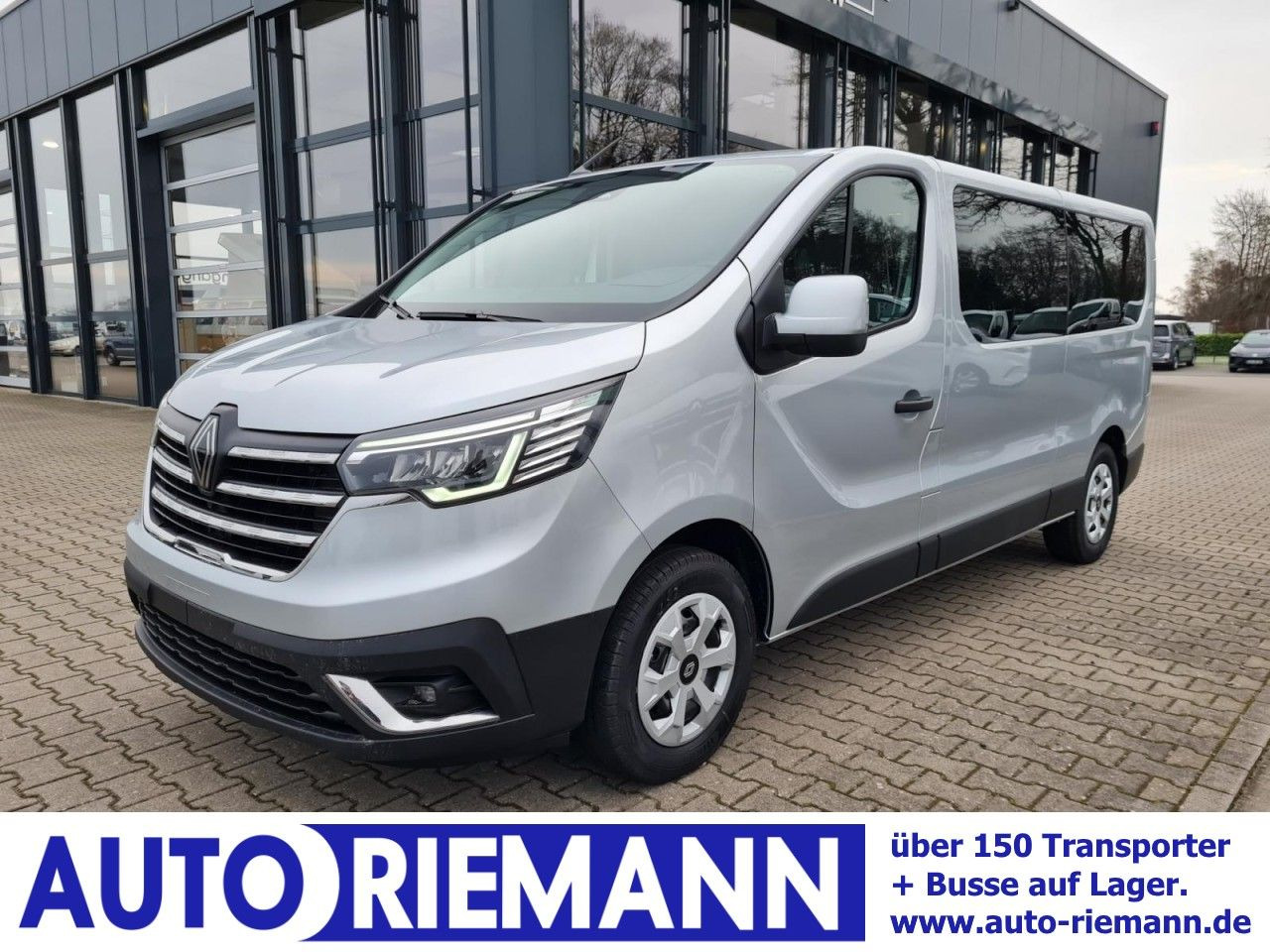 Renault Trafic Kombi 9-Sitze L2 Grand Equilibre KLIMA TE - Легковой автомобиль: фото 1 Renault Trafic Kombi 9-Sitze L2 Grand Equilibre KLIMA TE - Легковой автомобиль: фото 1