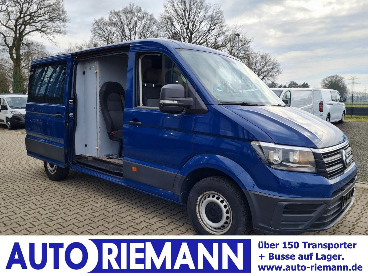 Volkswagen Crafter 35 Kasten Plus Doka mixto NAVI AHK 6 Sit - Цельнометаллический фургон, Грузопассажирский фургон: фото 1 Volkswagen Crafter 35 Kasten Plus Doka mixto NAVI AHK 6 Sit - Цельнометаллический фургон, Грузопассажирский фургон: фото 1