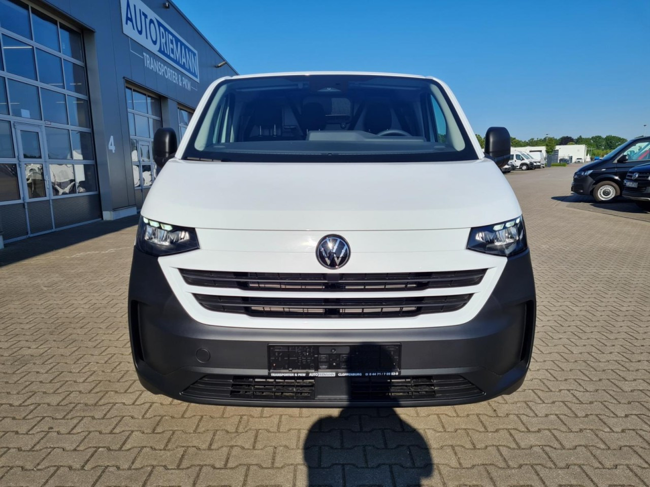 Volkswagen T7 Transporter Kasten Tdi KR Heckklappe PDC KLIMA - Легковой фургон: фото 2 Volkswagen T7 Transporter Kasten Tdi KR Heckklappe PDC KLIMA - Легковой фургон: фото 2