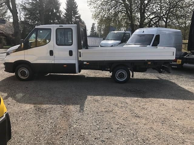 Iveco Daily 35S14ED Doka Pritsche 100 kW (136 PS), ... - Малотоннажный бортовой грузовик, Грузопассажирский фургон: фото 4 Iveco Daily 35S14ED Doka Pritsche 100 kW (136 PS), ... - Малотоннажный бортовой грузовик, Грузопассажирский фургон: фото 4