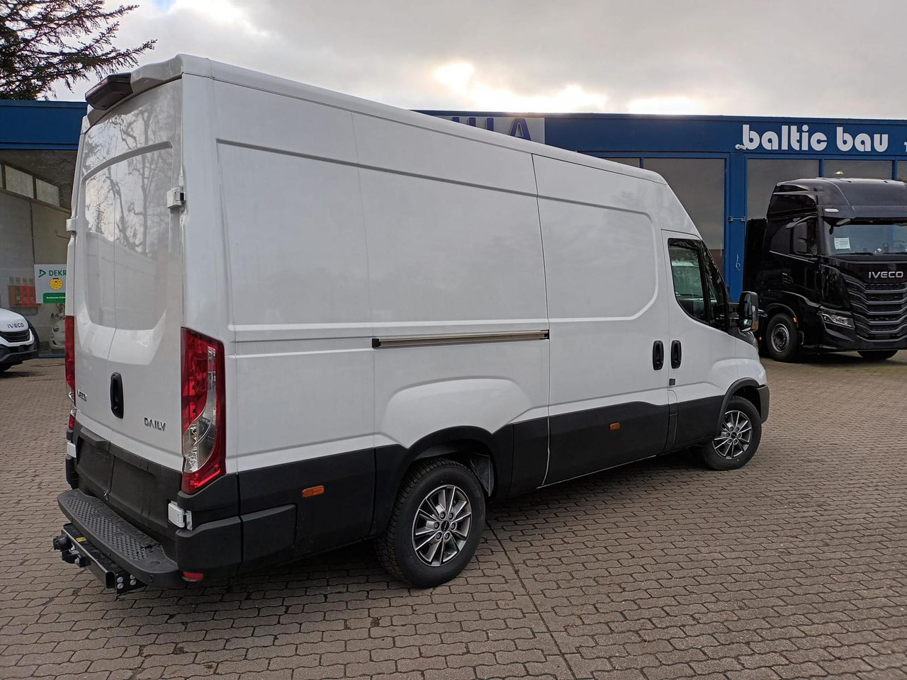 Iveco Daily 35S16A8 V 3520L - ab 0% Finanzieren - Цельнометаллический фургон: фото 3 Iveco Daily 35S16A8 V 3520L - ab 0% Finanzieren - Цельнометаллический фургон: фото 3