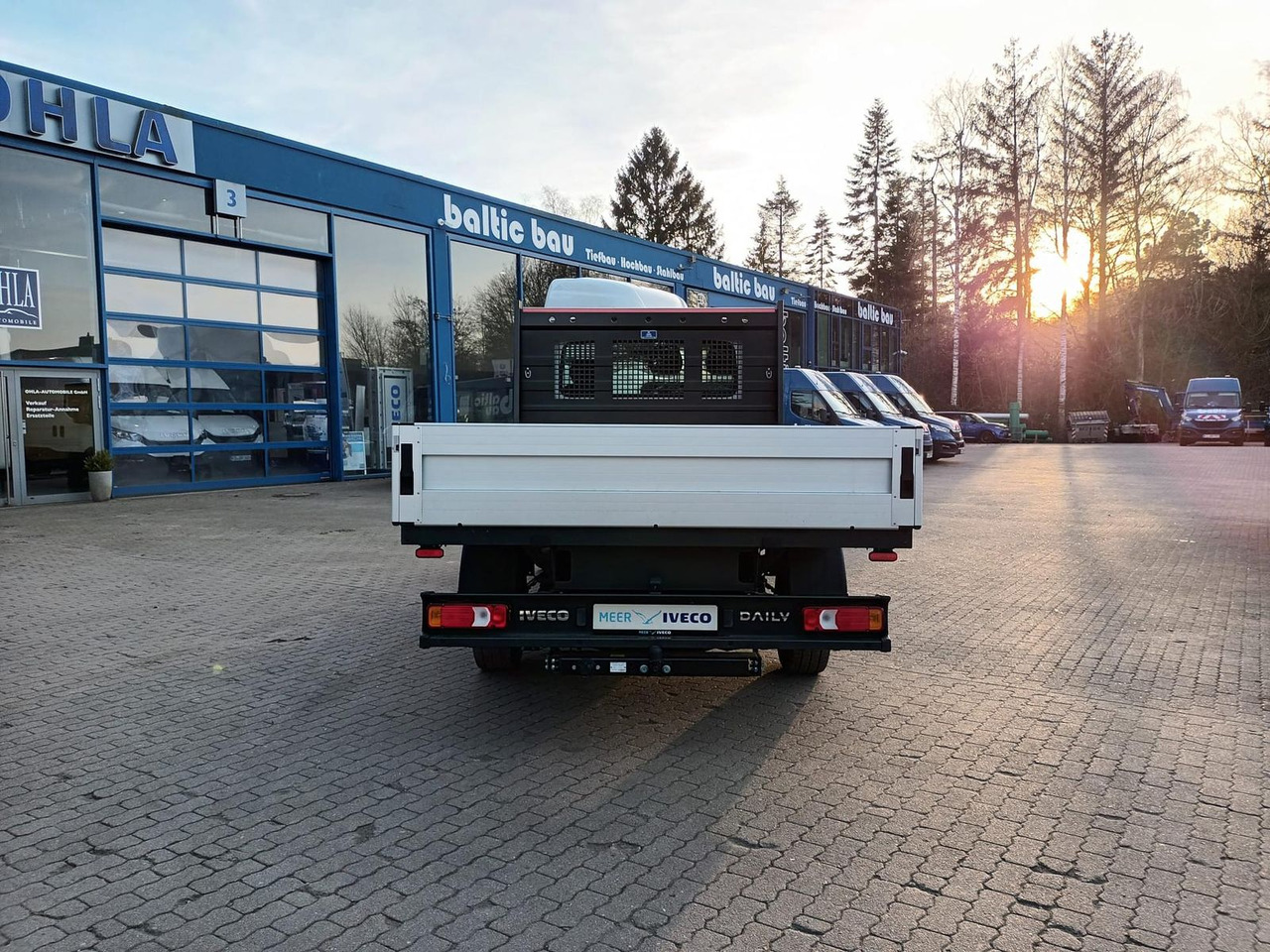 Iveco Daily 35S16H3.0 Pritsche,AHK, Rückfahrkamera... - Малотоннажный бортовой грузовик: фото 3 Iveco Daily 35S16H3.0 Pritsche,AHK, Rückfahrkamera... - Малотоннажный бортовой грузовик: фото 3