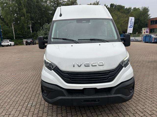 Iveco Daily 35S18HA8 V H2 4100 Automatic+Rückfahrk... - Цельнометаллический фургон: фото 3 Iveco Daily 35S18HA8 V H2 4100 Automatic+Rückfahrk... - Цельнометаллический фургон: фото 3