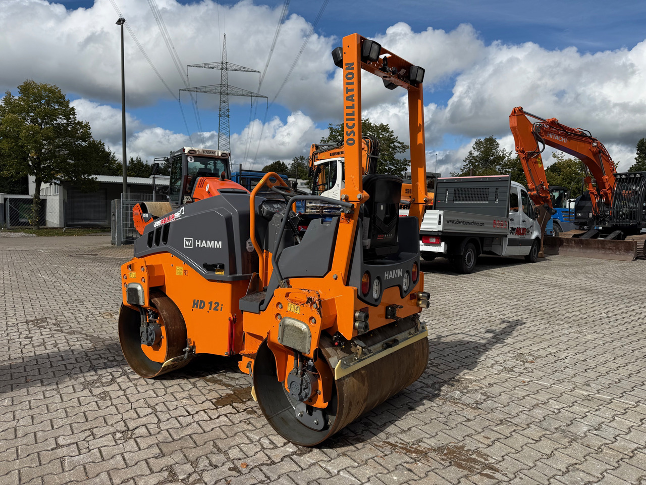 HAMM HD12i VO VIO Tandemwalze mit Oszillation - Дорожный каток: фото 4 HAMM HD12i VO VIO Tandemwalze mit Oszillation - Дорожный каток: фото 4
