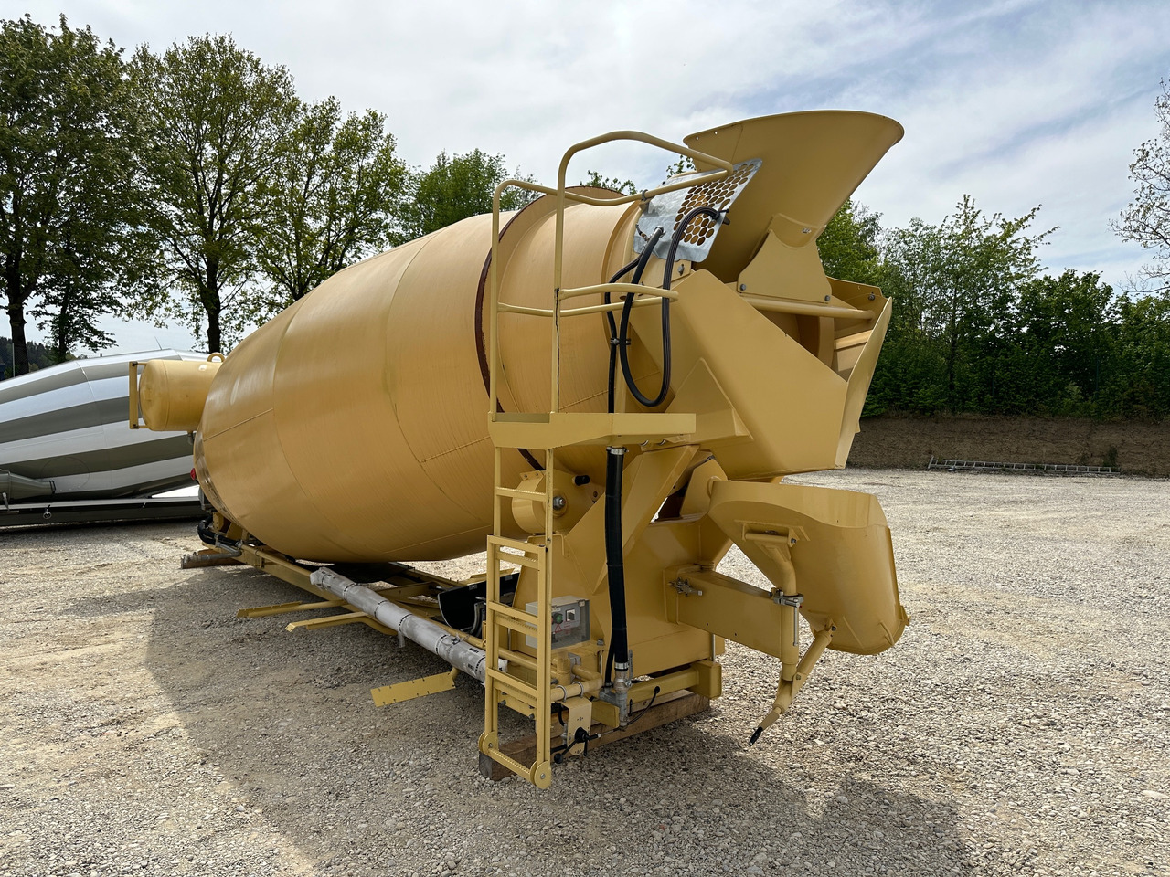 Liebherr HTM1204 Betonmischer Aufbau 12 m3 UNBENUTZT - Барабан смесительный: фото 4 Liebherr HTM1204 Betonmischer Aufbau 12 m3 UNBENUTZT - Барабан смесительный: фото 4