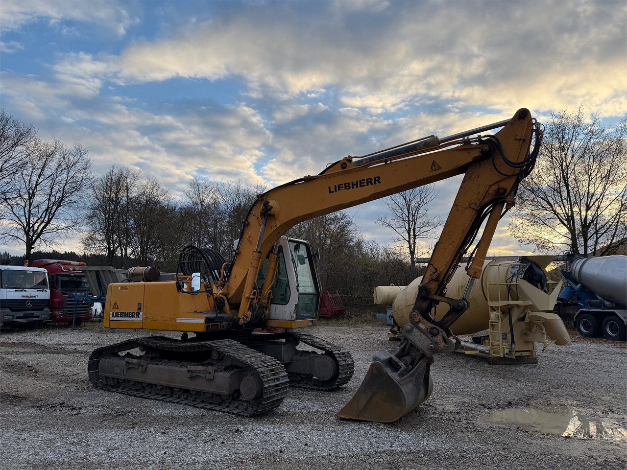 Liebherr R904 Kettenbagger Klima SW - Гусеничный экскаватор: фото 2 Liebherr R904 Kettenbagger Klima SW - Гусеничный экскаватор: фото 2