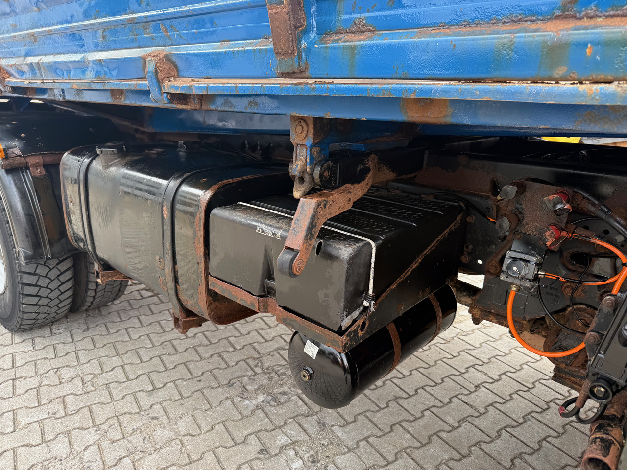 Самосвал MAN 19.364 3-Seiten-Kipper Allrad Winterdienst: фото 9 Самосвал MAN 19.364 3-Seiten-Kipper Allrad Winterdienst: фото 9