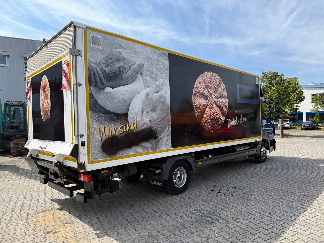Mercedes-Benz 818 Atego Koffer LBW Palfinger ACC Unfall - Грузовик с закрытым кузовом: фото 4 Mercedes-Benz 818 Atego Koffer LBW Palfinger ACC Unfall - Грузовик с закрытым кузовом: фото 4