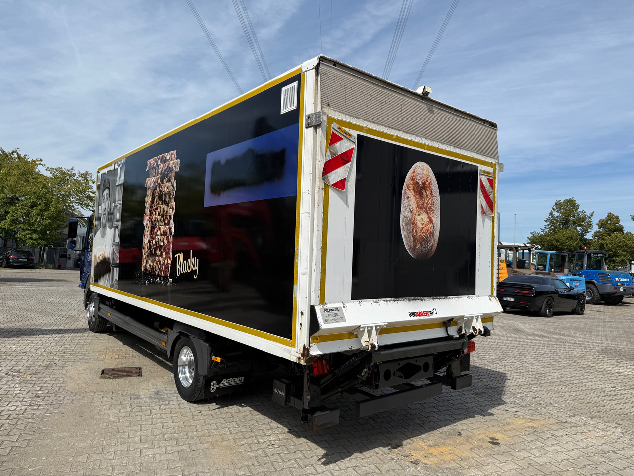 Mercedes-Benz 818 Atego Koffer LBW Palfinger ACC Unfall - Грузовик с закрытым кузовом: фото 5 Mercedes-Benz 818 Atego Koffer LBW Palfinger ACC Unfall - Грузовик с закрытым кузовом: фото 5