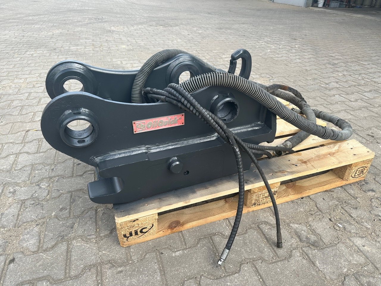 Oilquick OQ 70/55 vollhydraulischer Schnellwechsler - Сцепное устройство: фото 3 Oilquick OQ 70/55 vollhydraulischer Schnellwechsler - Сцепное устройство: фото 3