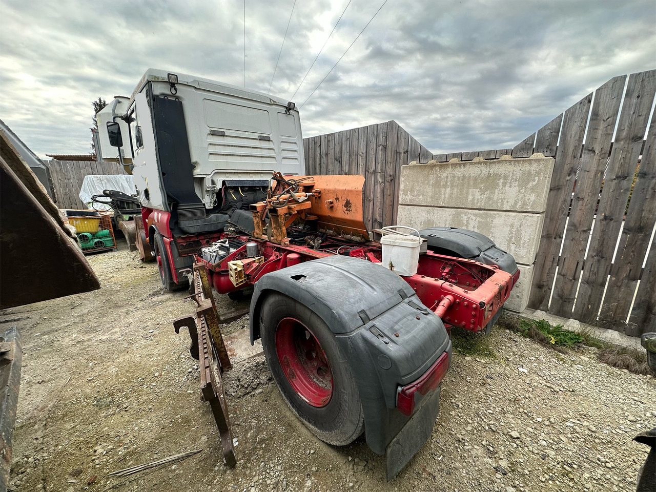 MAN TGA 18.430 SZM HAD 4x4 - Тягач: фото 4 MAN TGA 18.430 SZM HAD 4x4 - Тягач: фото 4