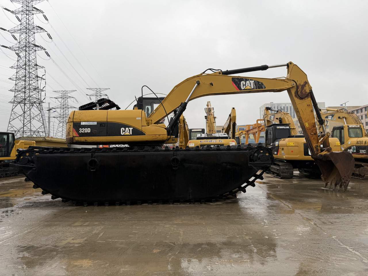 CATERPILLAR 320D - Водный экскаватор: фото 2 CATERPILLAR 320D - Водный экскаватор: фото 2