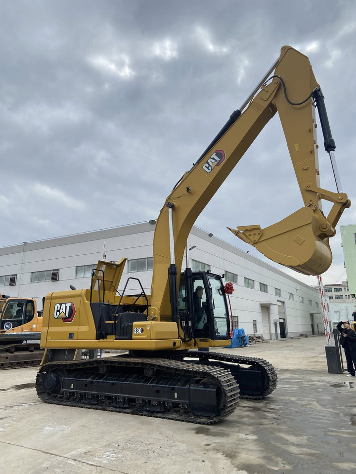 CATERPILLAR 330 High Configuration Model - Экскаватор: фото 1 CATERPILLAR 330 High Configuration Model - Экскаватор: фото 1