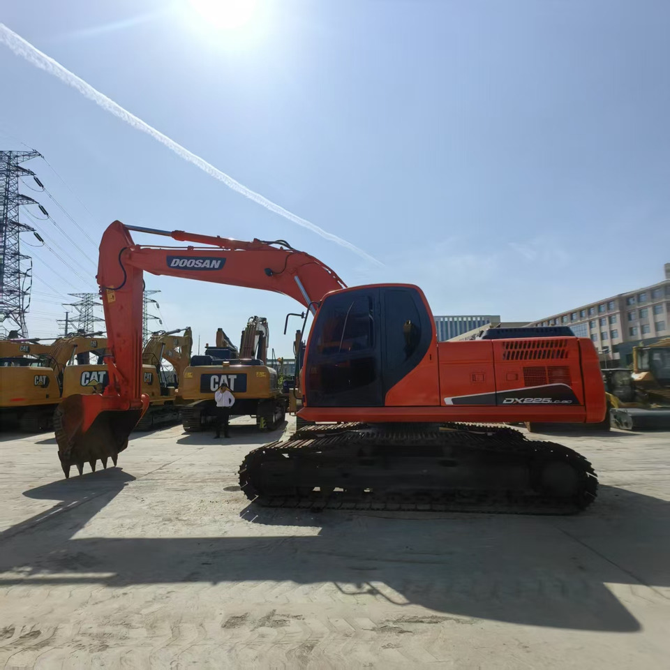 DOOSAN DX225LCA - Экскаватор: фото 2 DOOSAN DX225LCA - Экскаватор: фото 2