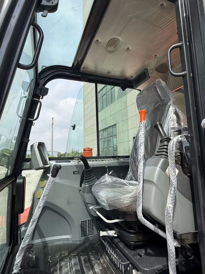 DOOSAN DX75 - Мини-экскаватор: фото 5 DOOSAN DX75 - Мини-экскаватор: фото 5