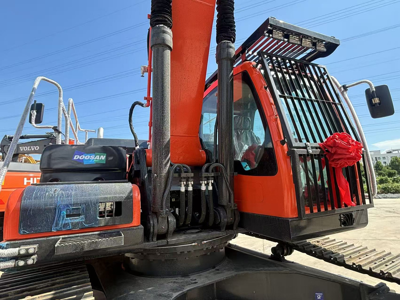 Экскаватор Doosan DX340: фото 6