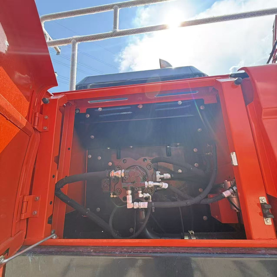Экскаватор Doosan DX340: фото 9