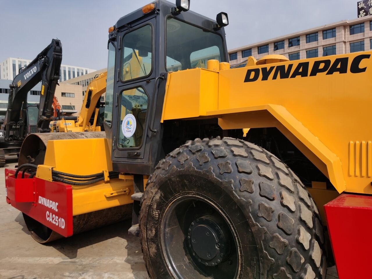 Dynapac CA251 - Дорожный каток: фото 2 Dynapac CA251 - Дорожный каток: фото 2