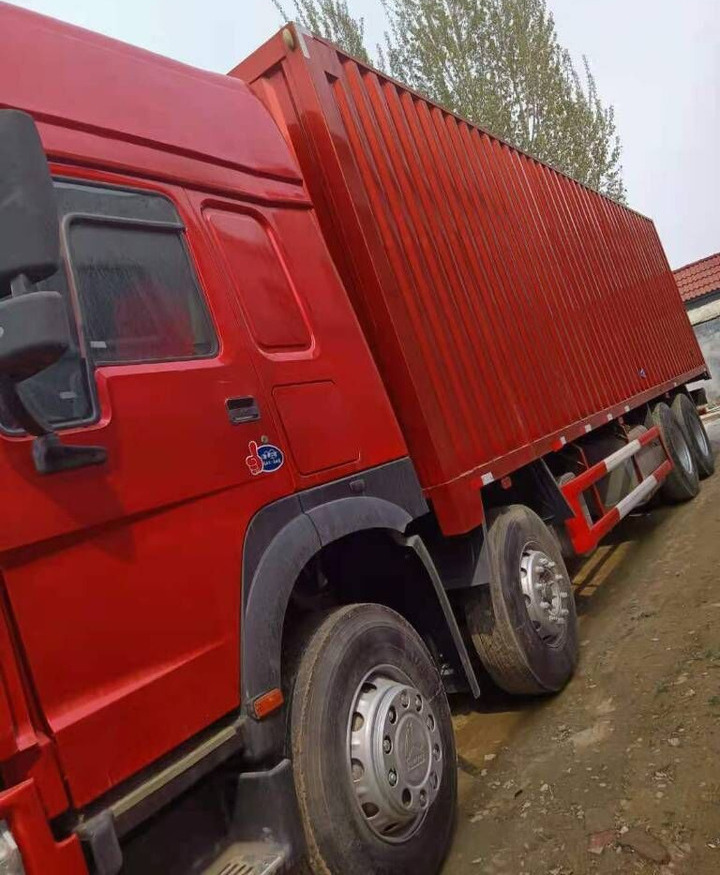 Howo 8X4 Box Truck Box Van - Грузовик-контейнеровоз/ Сменный кузов: фото 2 Howo 8X4 Box Truck Box Van - Грузовик-контейнеровоз/ Сменный кузов: фото 2