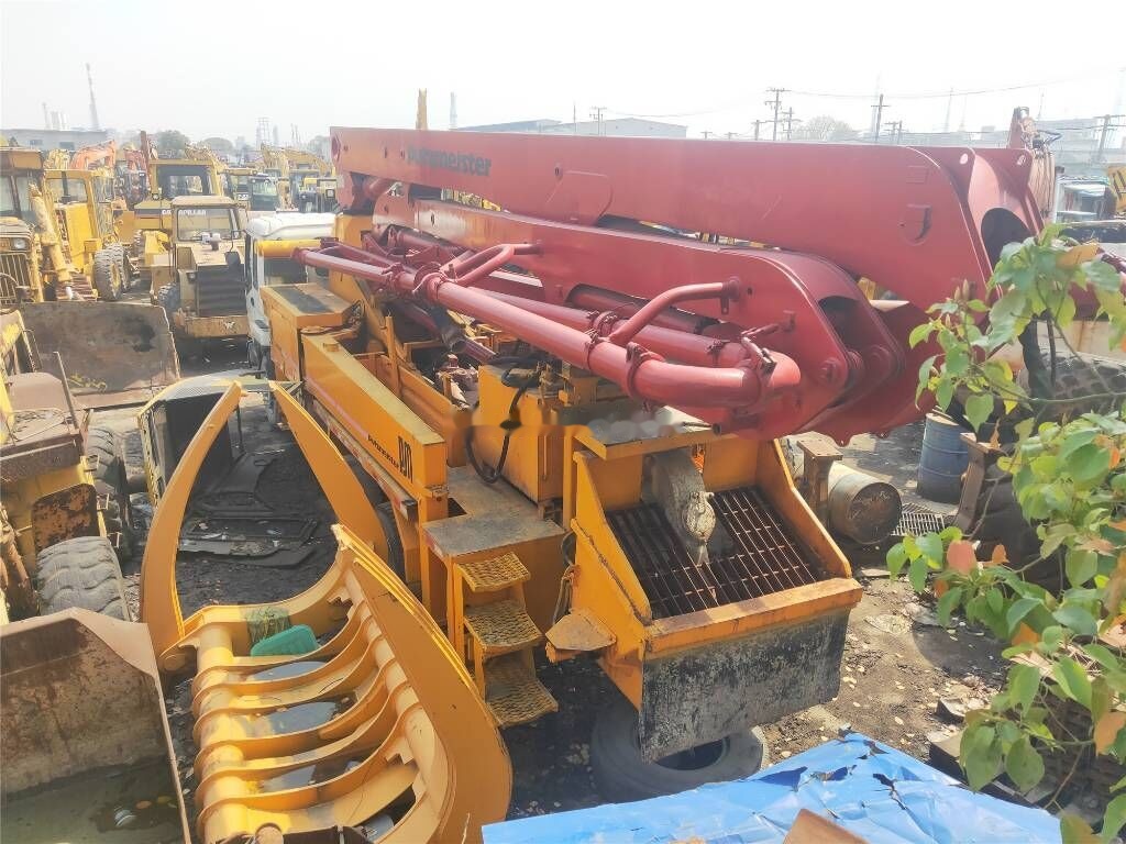 Isuzu Putzmeister on chassis - Автобетононасос: фото 3 Isuzu Putzmeister on chassis - Автобетононасос: фото 3