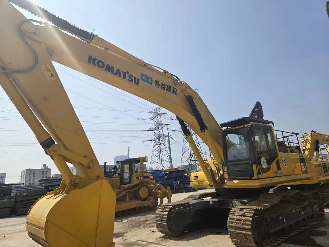 KOMATSU PC450-8 - Экскаватор: фото 3 KOMATSU PC450-8 - Экскаватор: фото 3