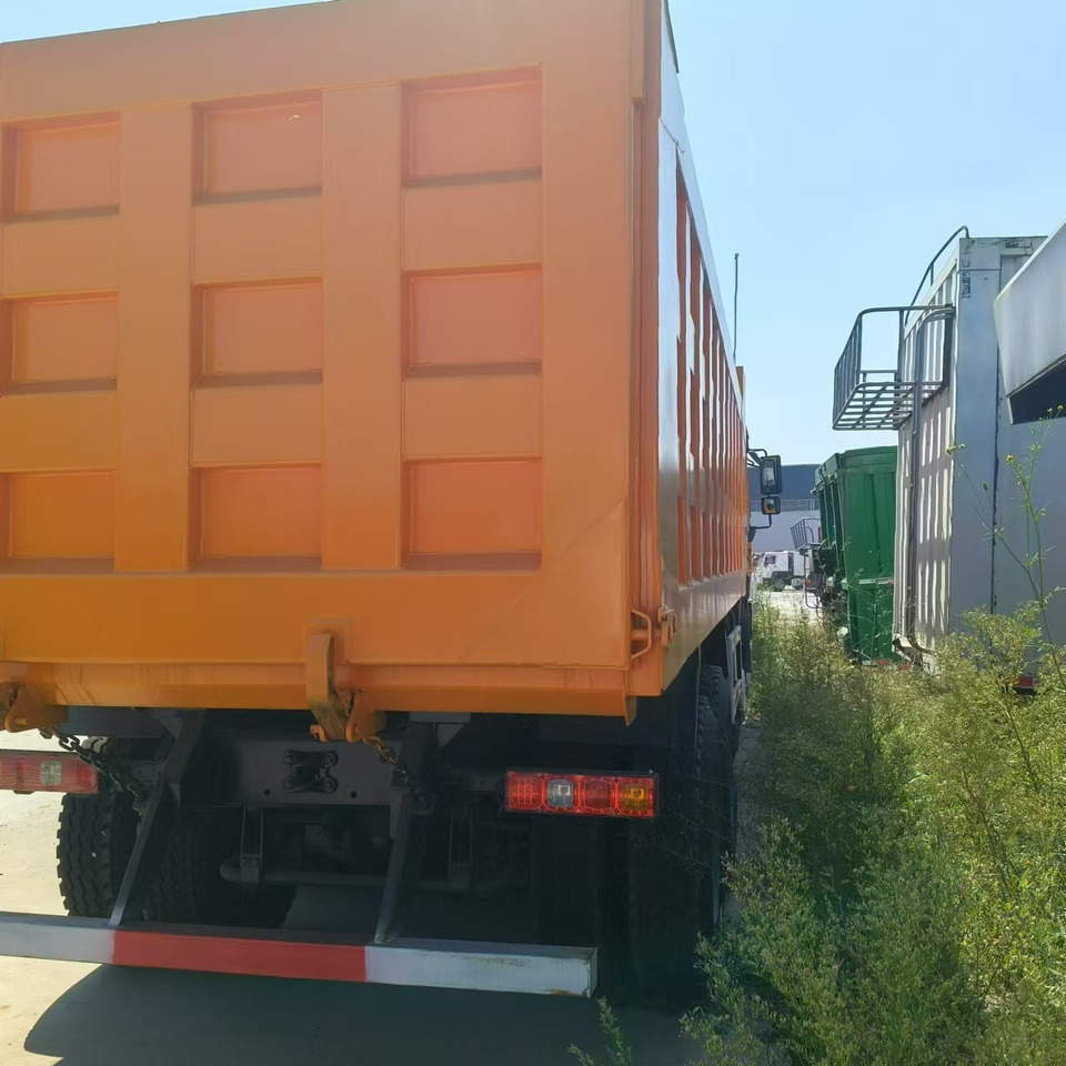 SHACMAN F3000 8*4 Dump truck - Самосвал: фото 4 SHACMAN F3000 8*4 Dump truck - Самосвал: фото 4