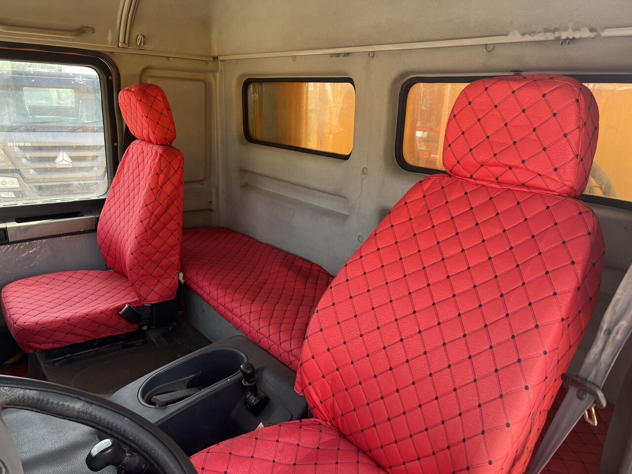 Shacman F3000 - Самосвал: фото 4 Shacman F3000 - Самосвал: фото 4