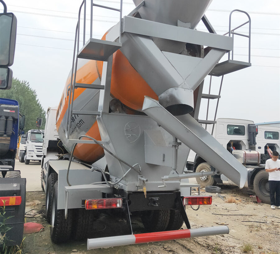 Shacman F3000 - Автобетоносмеситель: фото 3 Shacman F3000 - Автобетоносмеситель: фото 3