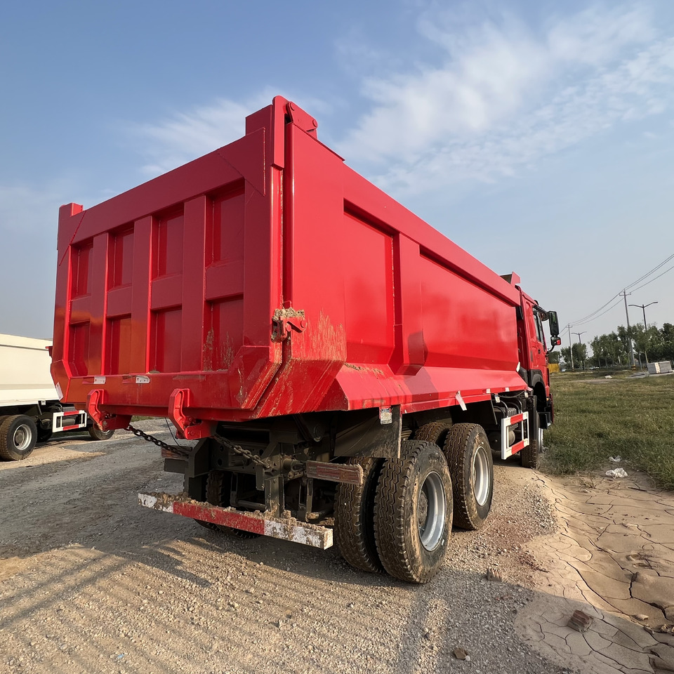 Sinotruk HOWO 371 6*4 Dump truck - Самосвал: фото 2 Sinotruk HOWO 371 6*4 Dump truck - Самосвал: фото 2