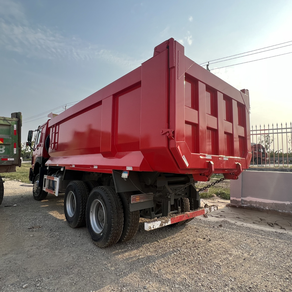 Sinotruk HOWO 371 6*4 Dump truck - Самосвал: фото 4 Sinotruk HOWO 371 6*4 Dump truck - Самосвал: фото 4