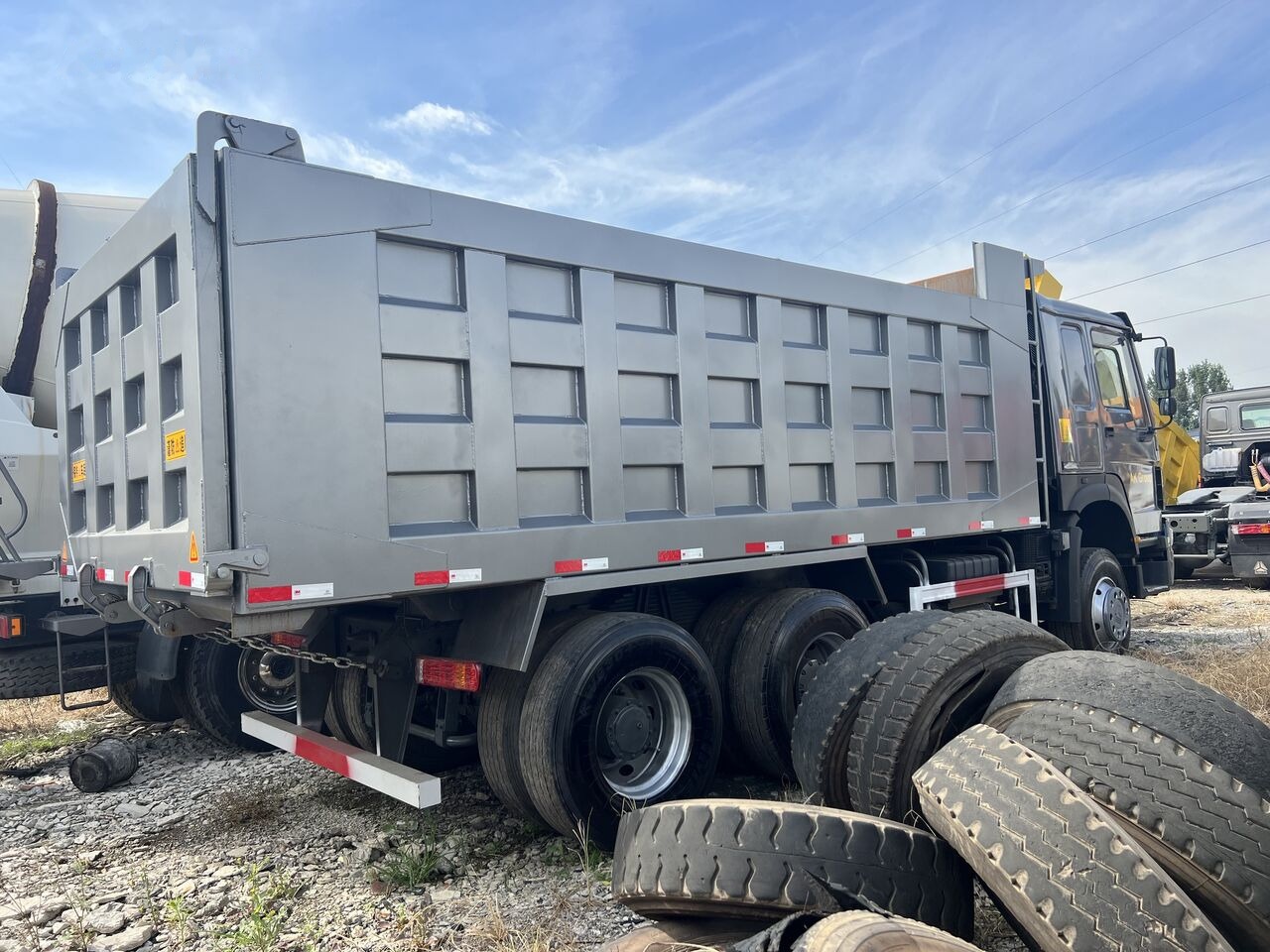 Sinotruk HOWO 375 6*4 Dump truck - Самосвал: фото 4 Sinotruk HOWO 375 6*4 Dump truck - Самосвал: фото 4