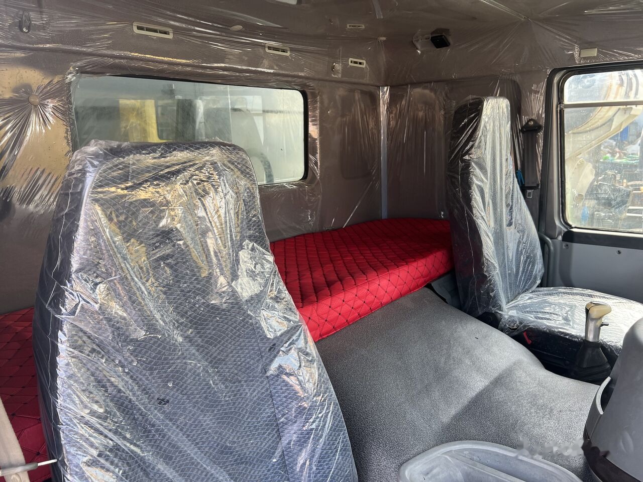 Sinotruk HOWO 375 6*4 Dump truck - Самосвал: фото 3 Sinotruk HOWO 375 6*4 Dump truck - Самосвал: фото 3