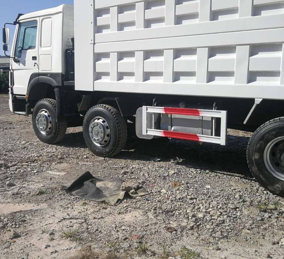 Sinotruk Howo - Самосвал: фото 4 Sinotruk Howo - Самосвал: фото 4