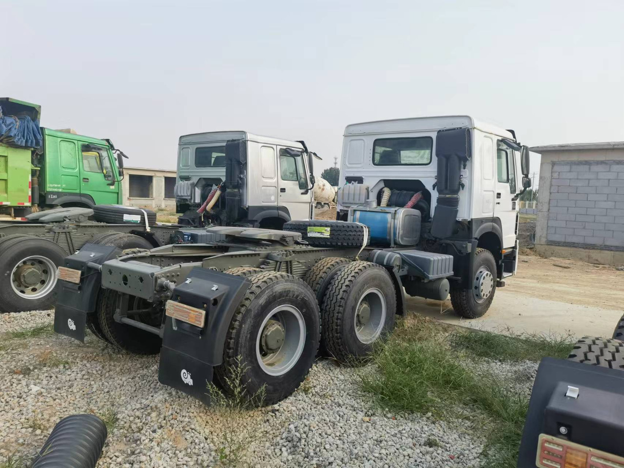Sinotruk HOWO 371 Tractor - Тягач: фото 4 Sinotruk HOWO 371 Tractor - Тягач: фото 4