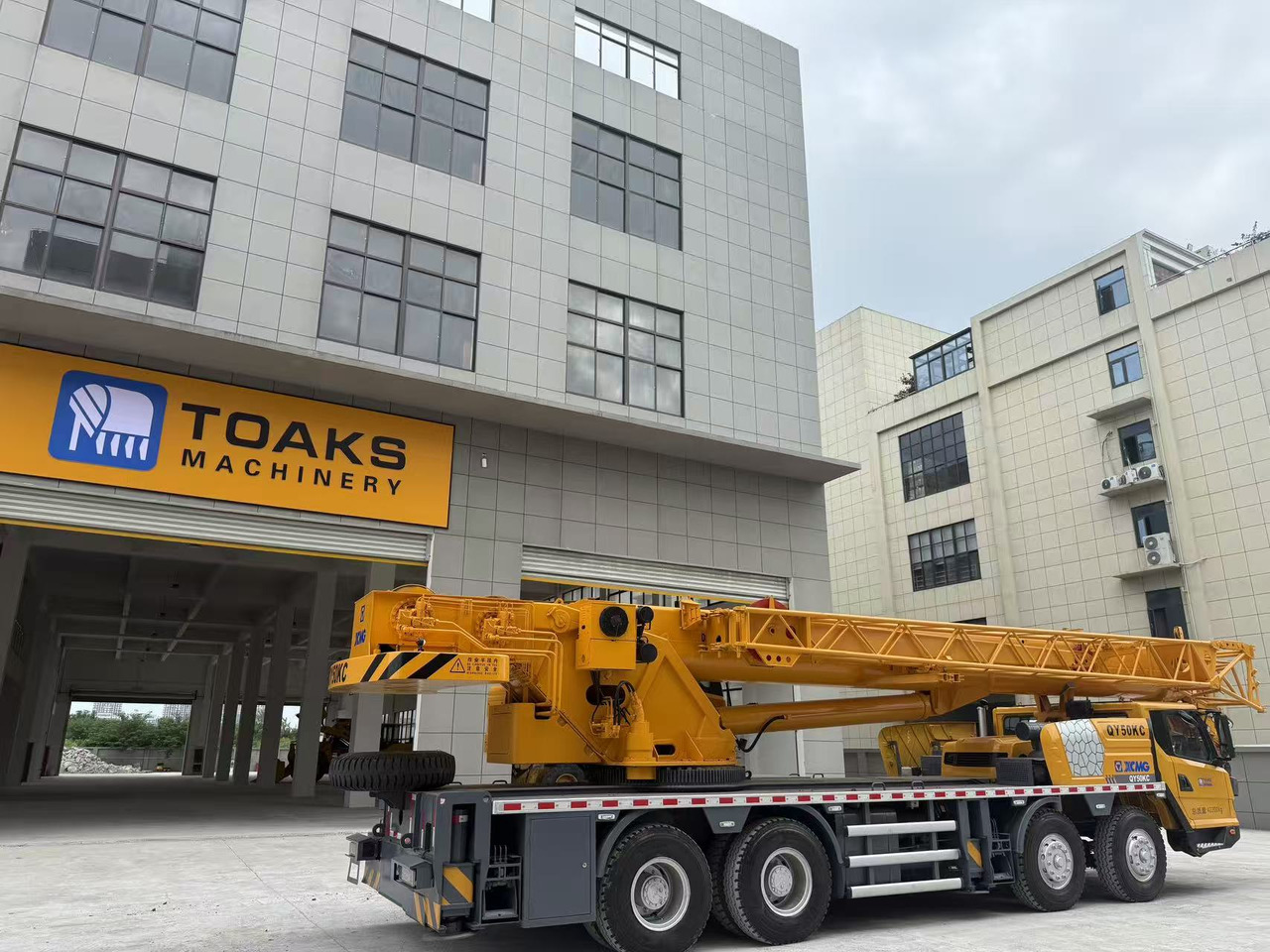 XCMG QY50KC - Мобильный кран: фото 4 XCMG QY50KC - Мобильный кран: фото 4