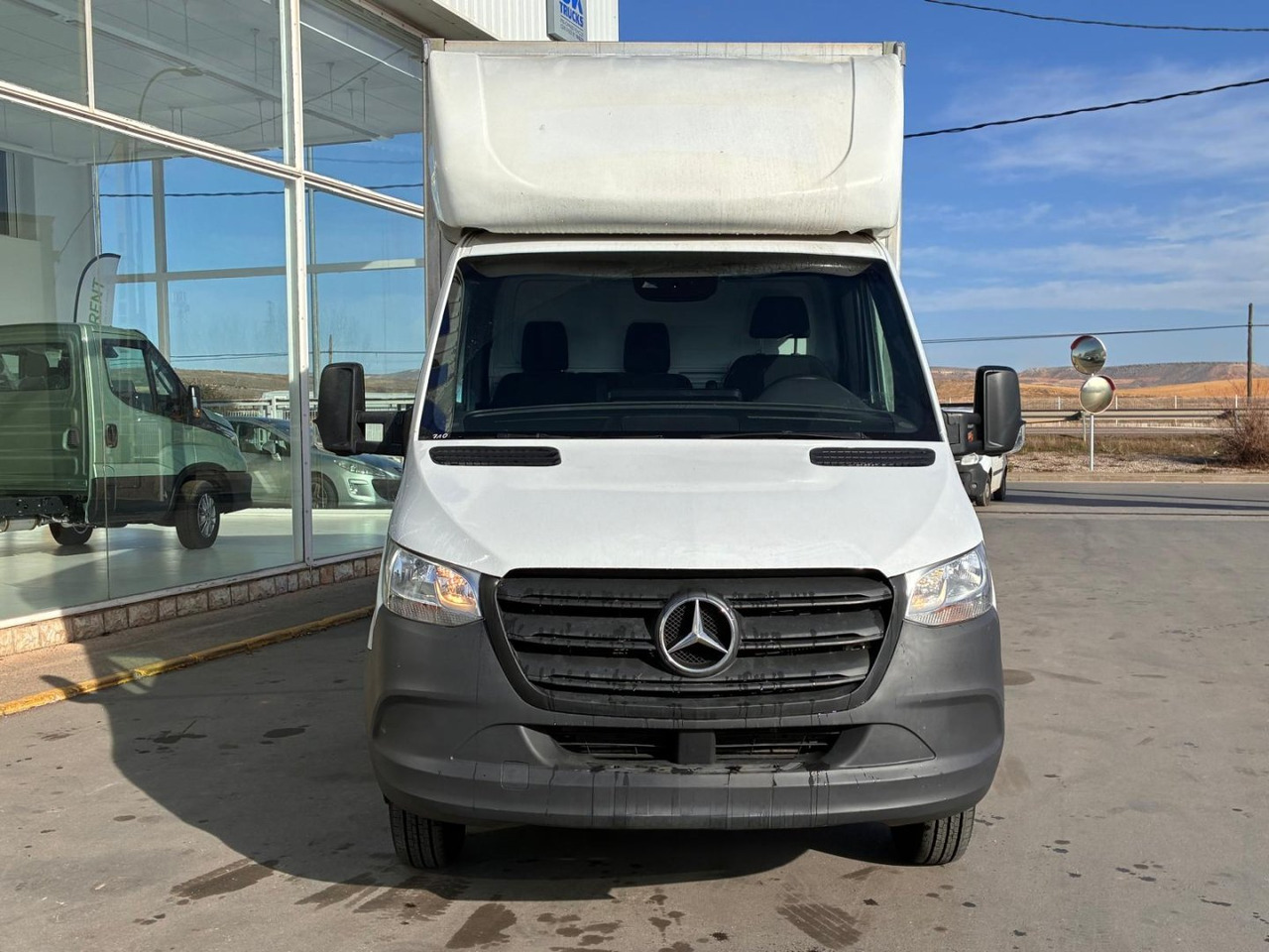 Caja cerrada Mercedes Sprinter 514 20m3 con puertas traseras - Малотоннажный фургон: фото 2 Caja cerrada Mercedes Sprinter 514 20m3 con puertas traseras - Малотоннажный фургон: фото 2