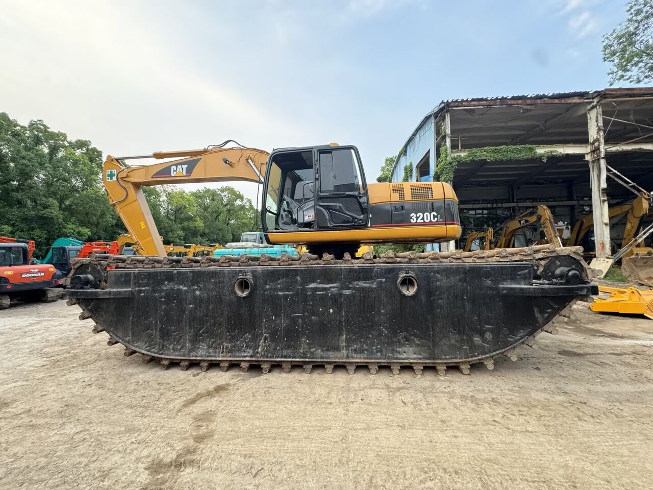 Водный экскаватор CAT 320CL Final source China: фото 10 Водный экскаватор CAT 320CL Final source China: фото 10