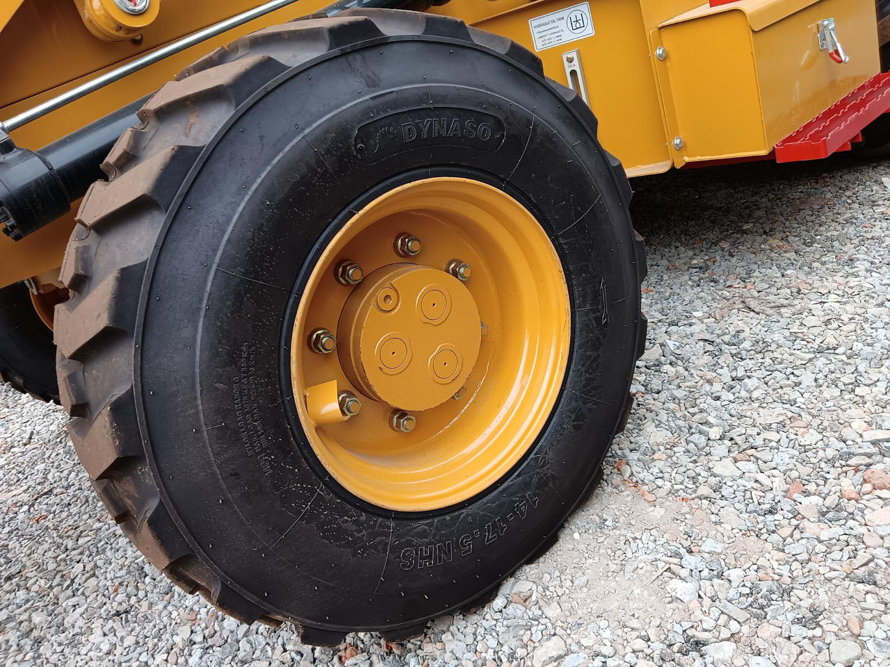 CAT 420F2 420FⅡ - Экскаватор-погрузчик: фото 4 CAT 420F2 420FⅡ - Экскаватор-погрузчик: фото 4