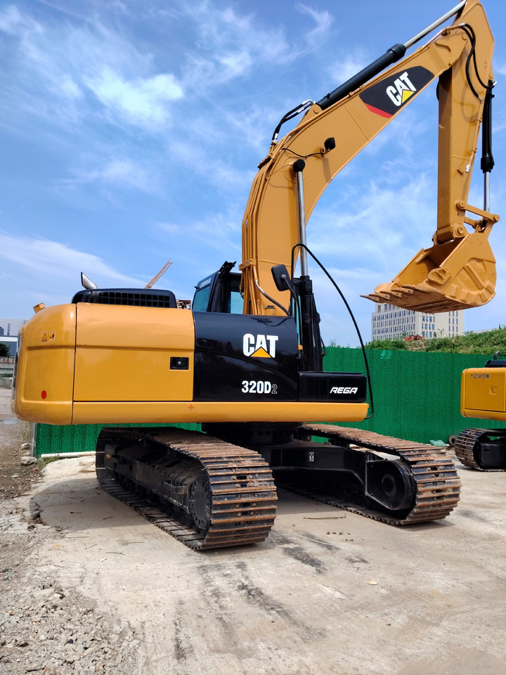CATERPILLAR 320D2L with C7.1 ENGINE CAT 320D2 L 320 D 2 L C 7.1 ENGINE - Гусеничный экскаватор: фото 1 CATERPILLAR 320D2L with C7.1 ENGINE CAT 320D2 L 320 D 2 L C 7.1 ENGINE - Гусеничный экскаватор: фото 1