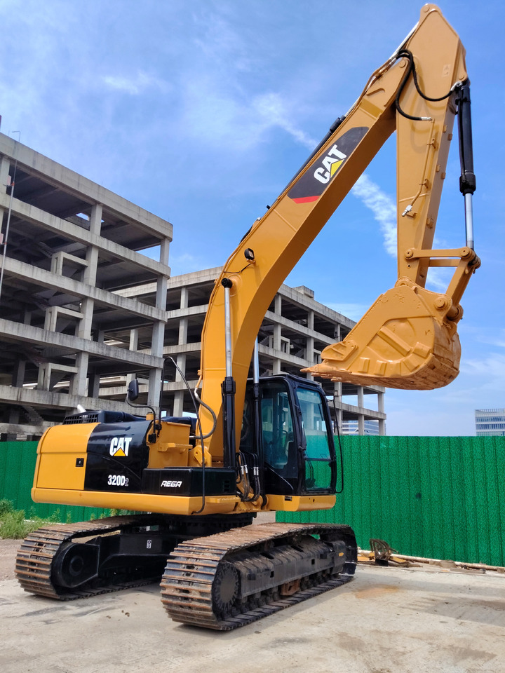 CATERPILLAR 320D2L with C7.1 ENGINE CAT 320D2 L 320 D 2 L C 7.1 ENGINE - Гусеничный экскаватор: фото 3 CATERPILLAR 320D2L with C7.1 ENGINE CAT 320D2 L 320 D 2 L C 7.1 ENGINE - Гусеничный экскаватор: фото 3