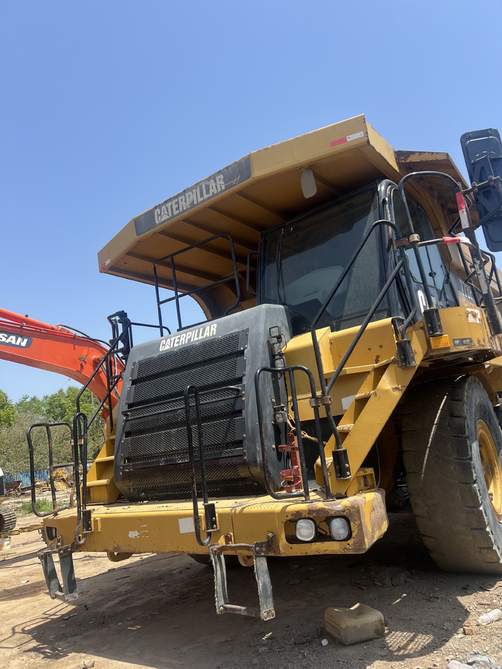 Карьерный самосвал CATERPILLAR Caterpillar 773F Off-Highway Truck CAT 773F – Durable Off-Road Dump Truck for Mines: фото 1