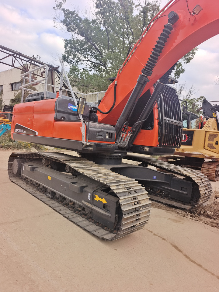 DOOSAN DX225LCA - Гусеничный экскаватор: фото 5 DOOSAN DX225LCA - Гусеничный экскаватор: фото 5