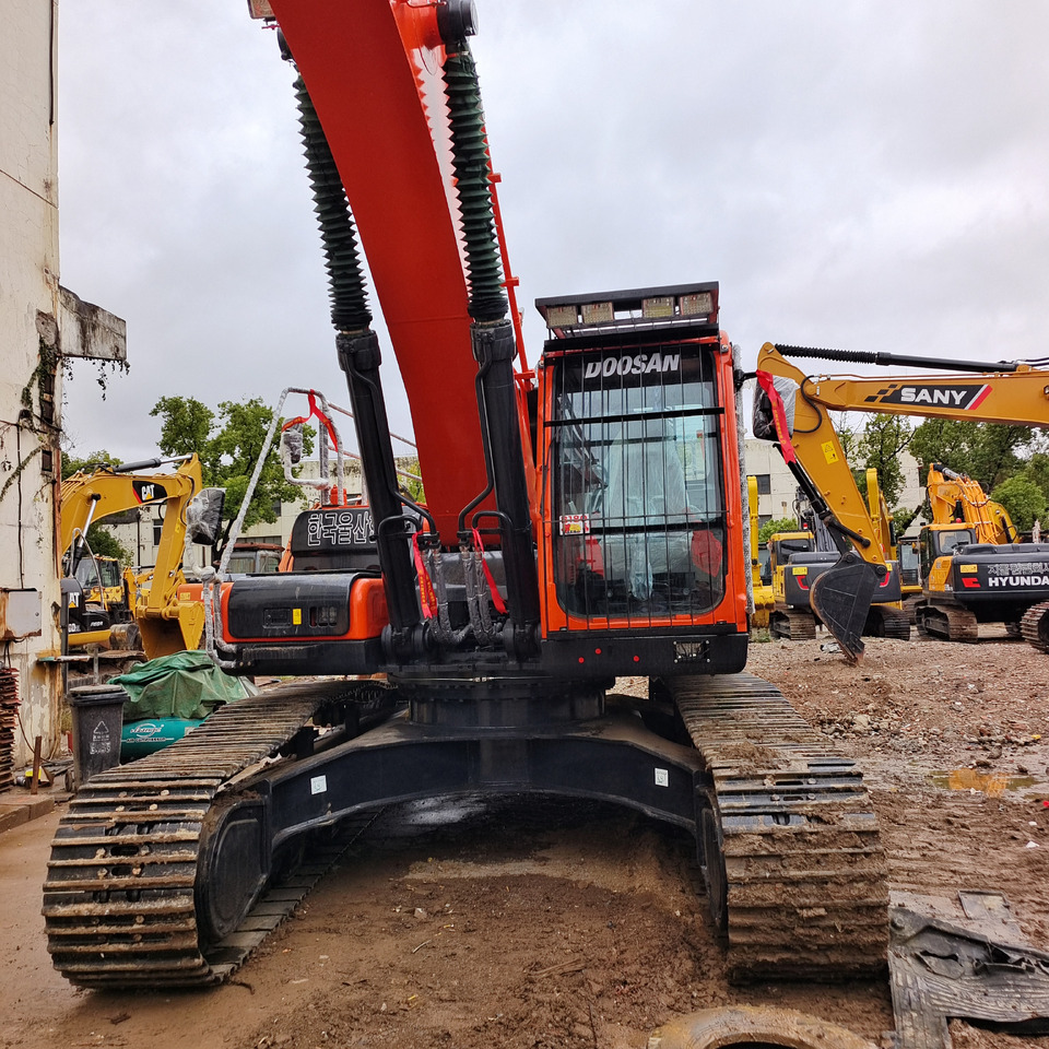 DOOSAN DX340 LCA DX 340 LC-9C - Гусеничный экскаватор: фото 1 DOOSAN DX340 LCA DX 340 LC-9C - Гусеничный экскаватор: фото 1
