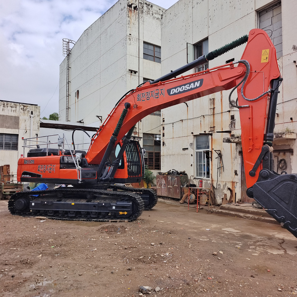 DOOSAN DX340 LCA DX 340 LC - 9C - Гусеничный экскаватор: фото 2 DOOSAN DX340 LCA DX 340 LC - 9C - Гусеничный экскаватор: фото 2