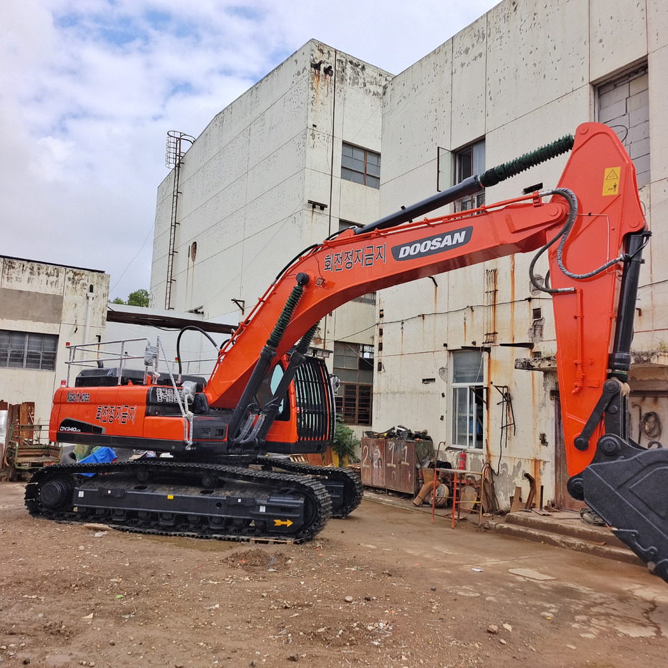 DOOSAN DX340LCA DX340LC-9C - Гусеничный экскаватор: фото 2 DOOSAN DX340LCA DX340LC-9C - Гусеничный экскаватор: фото 2