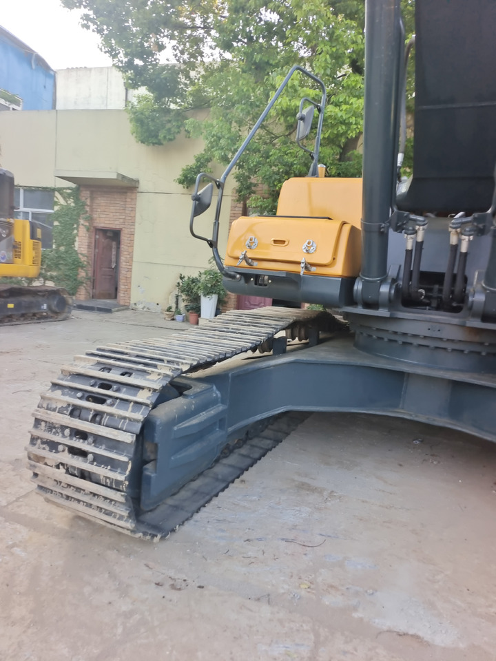 HYUNDAI 305LC-9T - Гусеничный экскаватор: фото 3 HYUNDAI 305LC-9T - Гусеничный экскаватор: фото 3